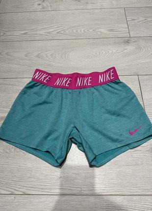 Шорты женские nike
