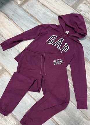 Костюм жіночий gap