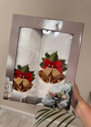 Набор полотенец с новогодним рисунком,банное полотенце и для лица, белые полотенца в коробке