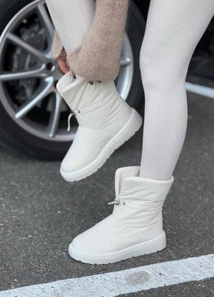 Дутики женские зимние