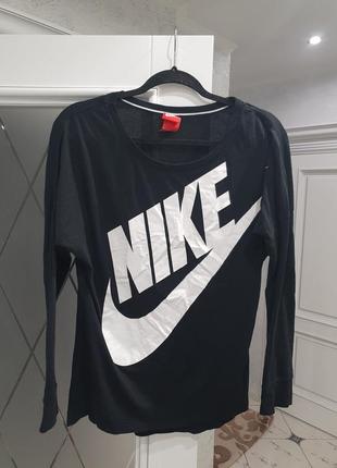 Спортивный реглан metcon nike