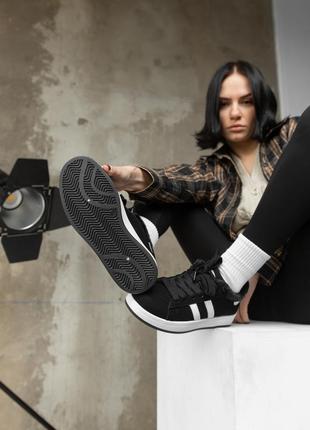 Зимові жіночі кросівки теплі