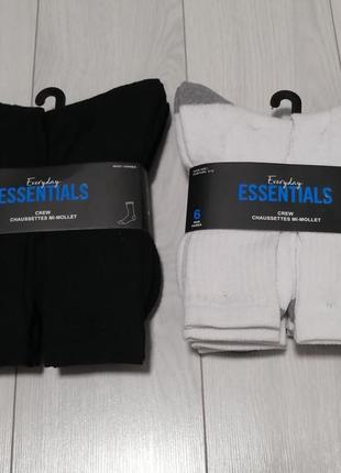Носки essential.