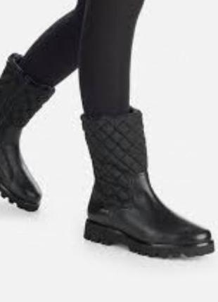 Сапожки дутики clarks