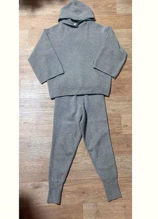 Очень стильный,зимний теплый костюм zara(р s-m)оригинал