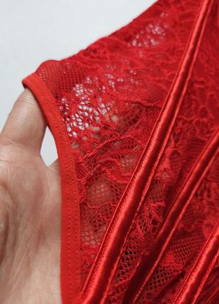 Невероятный красный кружевной корсет prettylittlething, новый корсет на шнуровке кружево
