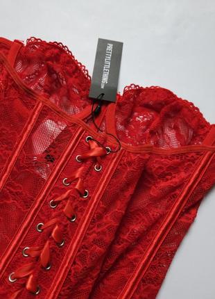 Невероятный красный кружевной корсет prettylittlething, новый корсет на шнуровке кружево