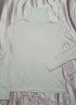 Гольф , стан ідеал, розмір s
ціна 180 грн