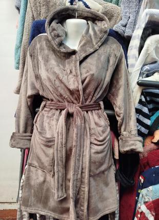 Халат жіночий махровий короткий на запах