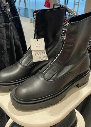 Кожаные ботинки zara в черном цвете