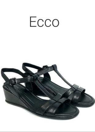 Кожаные женские босоножки ecco оригинал