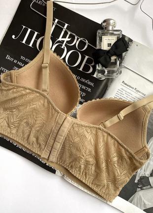 Комплект белья в бежевых тонах intimissimi3 фото