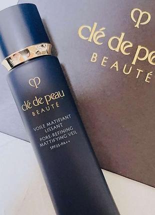 Shiseido cle de peau beaute pore-refining mattifying veil матирующая база-вуаль под макияж spf 25, 40 г, япония