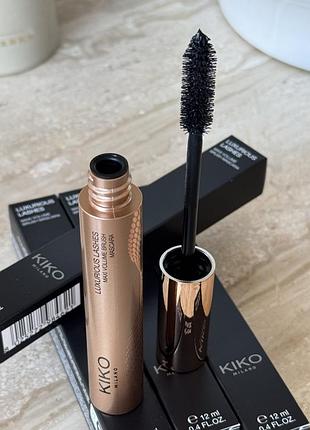 Тушь для объема ресниц luxurious lashes maxi volume