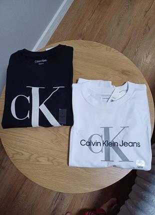 Футболка calvin klein