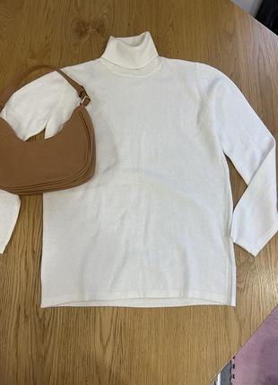 Светр із вовни