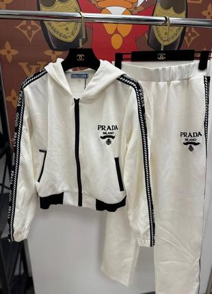 Женский костюм phu1
