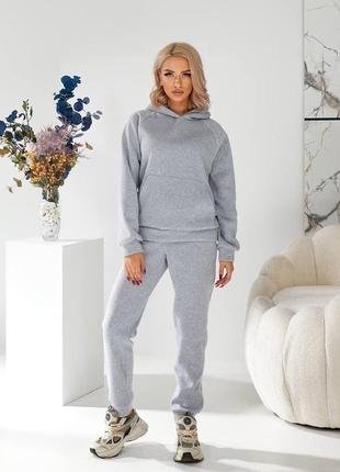 Теплий спортивний костюм жіночий