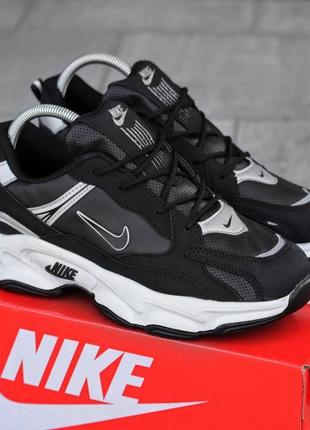 Кросівки nike tickets