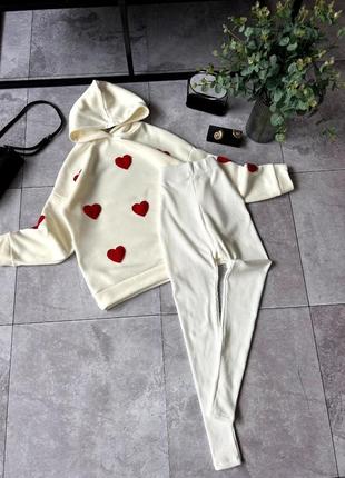 Костюм з худі та лосинами