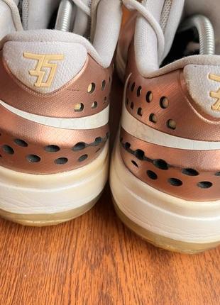Nike кросівки 9