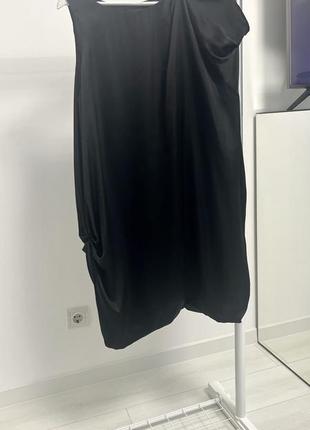 Атласное платье vero moda