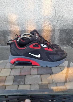 Оригинальные кроссовки nike air max 200 ci3865-002
размер 44 длина стельки 28 см
состояние хорошее