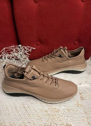Кожаные фирменные кроссовки ecco 43р.