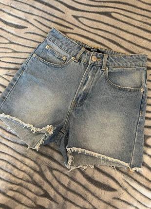 Гарні шорти
