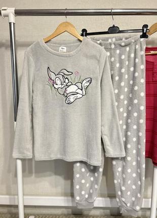 Теплая плюшевая пижама disney 🤍🐇