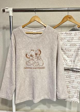 Теплая женская пижама disney