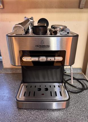 Продам кавомашинку crownberg