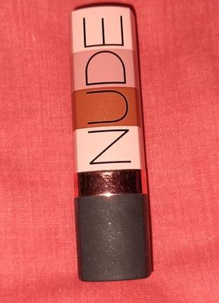 Помада для губ нюдовая avon б/у