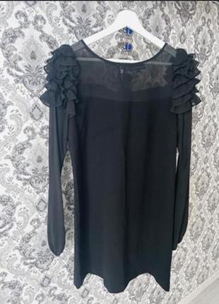 Хорошее платье warehouse "s".