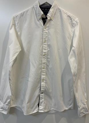 Белая рубашка
