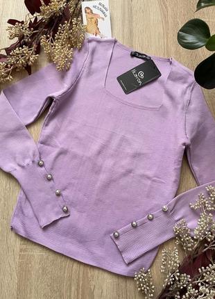 Нова кофтинка з бусинами і квадратним декольте