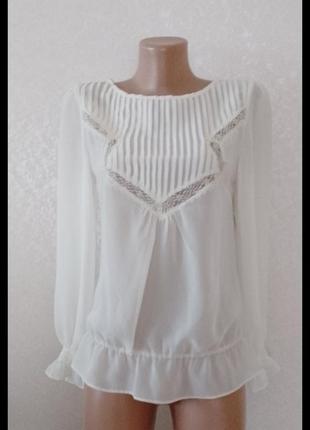 Нова нарядна  блуза