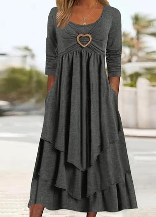 Платье с сердечным узором и рюшами