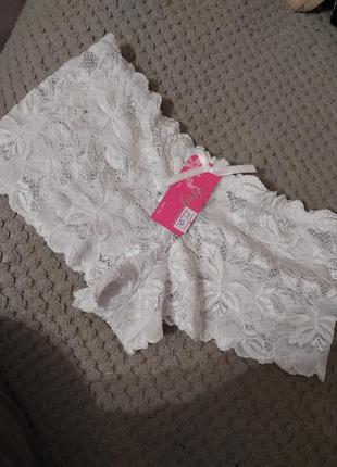 Трусики шортики кружевные