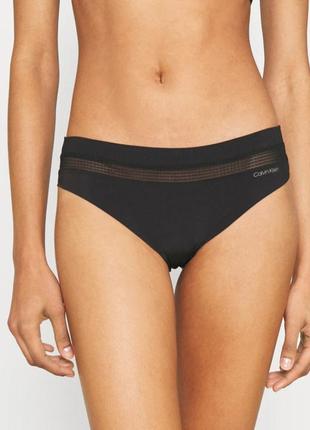 Бесшовные трусики calvin klein