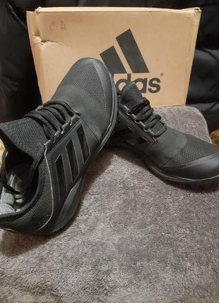 Кроссовки adidas, р.41