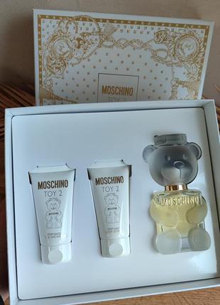 Новий парфумованій набір для жінок moschino toy 2