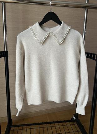 Жіночий светр