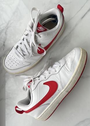 Кроссовки nike court