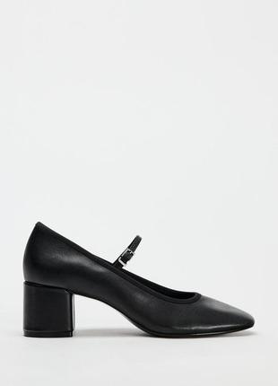 Туфли на каблуке с кожаным ремешком,туфли zara