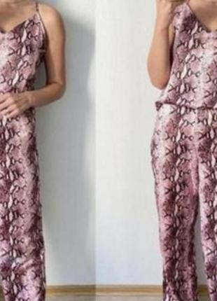 Пижамный костюм трендовый из шелка,размер s