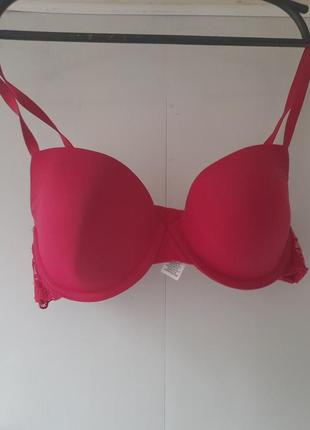 Бюстгалтер