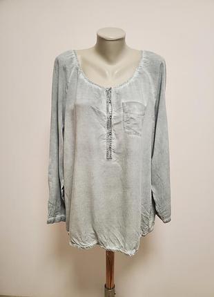 Гарна брендова віскозна блузка з ефектом варьонки