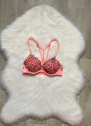 Шикарний бюстгалтер з мереживом від victoria secret розмір 70c