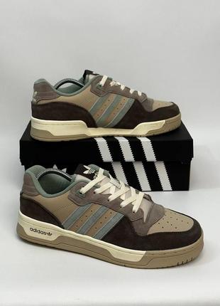 Кроссовки adidas